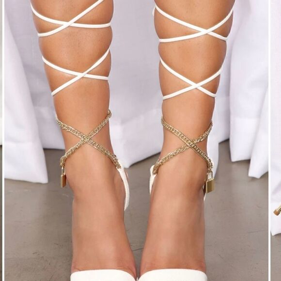 Fashion Nova Living Lavishly Heeled Sandals Sz 7 NIB White/Gold - Picture 4 of 9